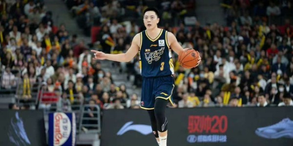 乐鱼体育VIP注册-广东宏远拒绝输球！杜锋全力出击，五大主力缺席，央视直播